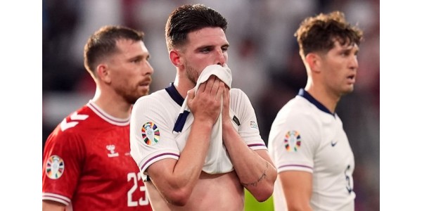 Voetbal is niet alleen een prachtige sport Voetbal is niet alleen een prachtige sport